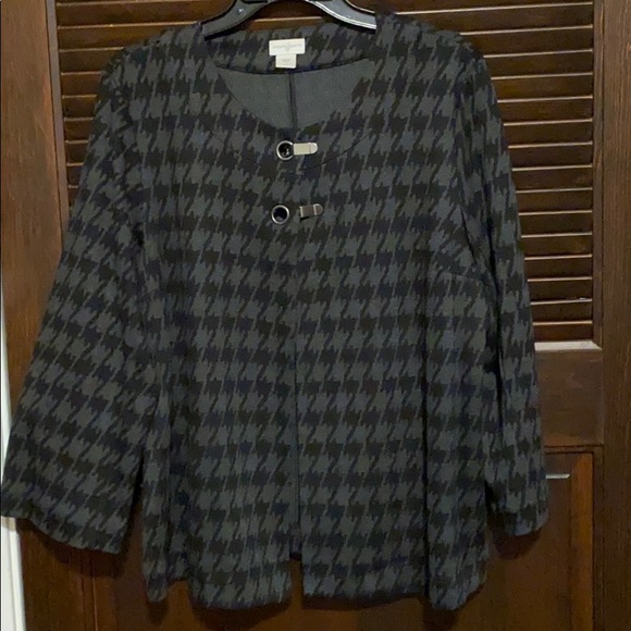 Jaclyn Smith Jackets & Blazers - Women’s career jacket.